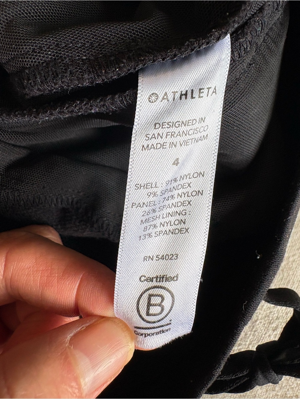 Athleta Black Headlands Hybrid Trek Jogger Pants with Drawstring Waist - Picture 4 of 5